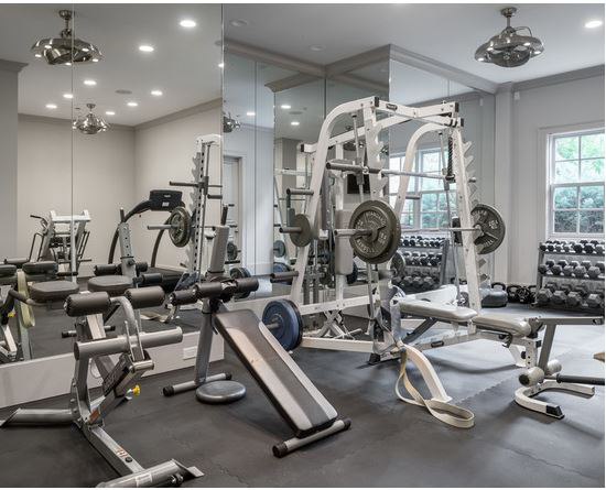 Домашний тренажерный зал.