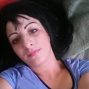 Viktoria, 41 , 