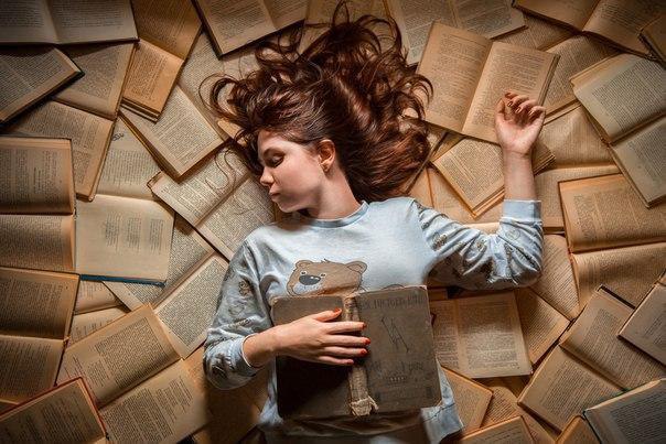 10 книг, которые читаются за одну ночь.Держать читателя в постоянном напряжении и при этом ...