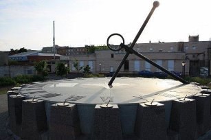 Солнечные часы Санкт-Петербурга и области.Хотя наш город ну никак не назвать солнечным, начиная с ...