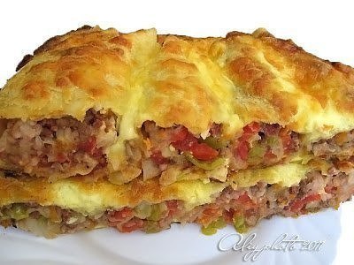 Запеканка в лаваше.Это простое, быстрое и вкусное блюдо.1. Обжарить фарш с луком.2. На листы лаваша ... - 6