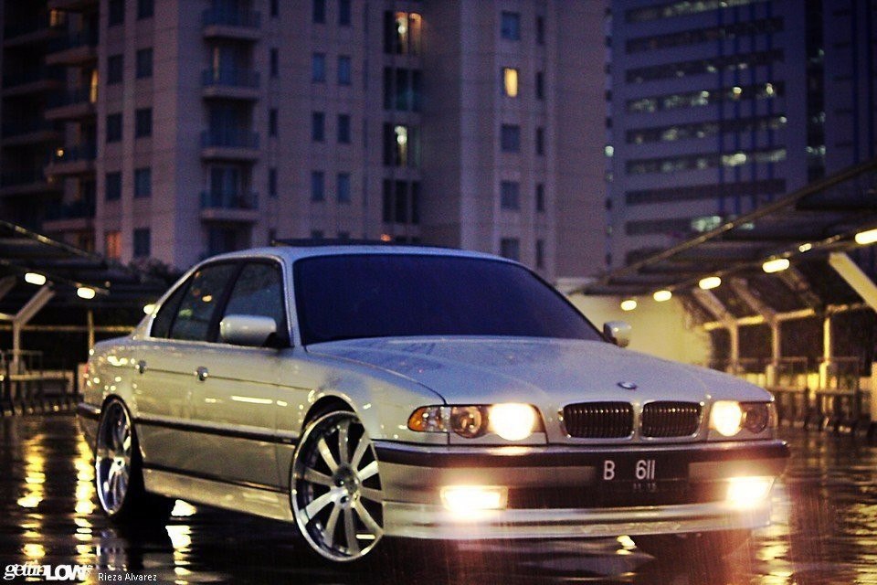 BMW e38 728i. BMW 728 1998. Тюнинг БМВ 728. БМВ 728 картинки.