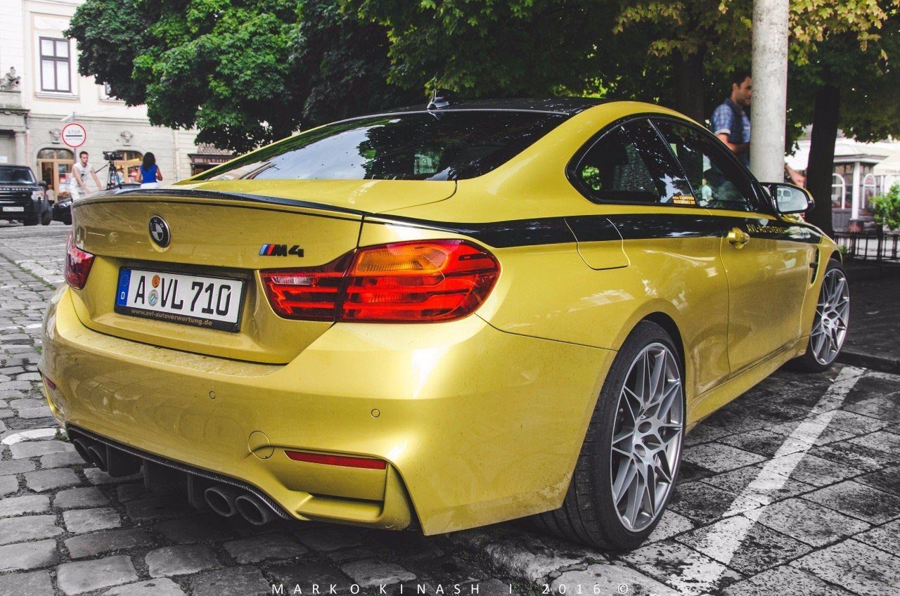 BMW M4 (F82) - 3