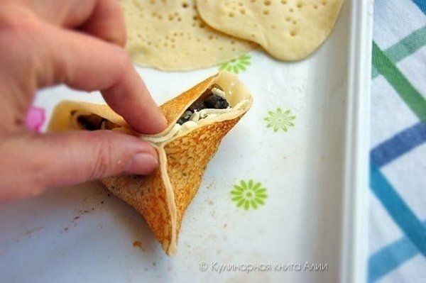 Блинчики с грибами и сыром.это не простые блинчики! Простые так не получится завернуть....Сама их ... - 4
