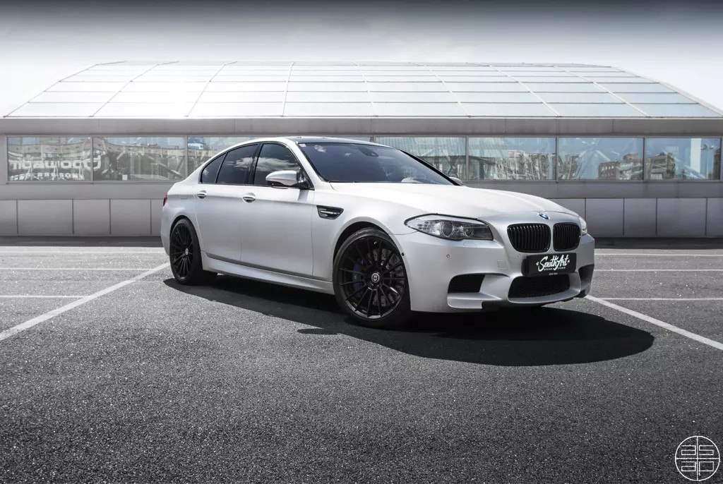 M5 f10