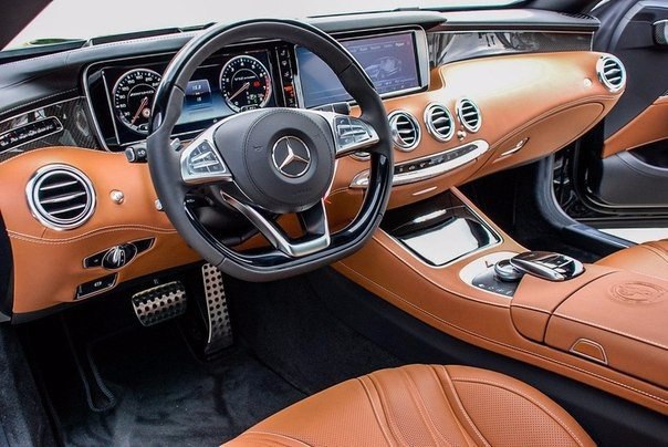 Mercedes Benz S65AMG Coupe - 4