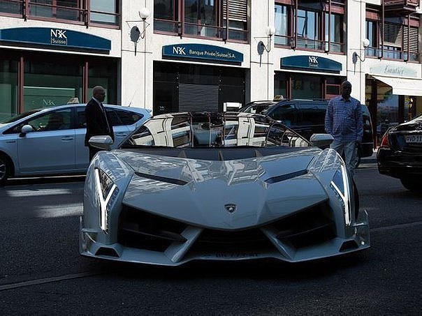      ,        Lamborghini ...