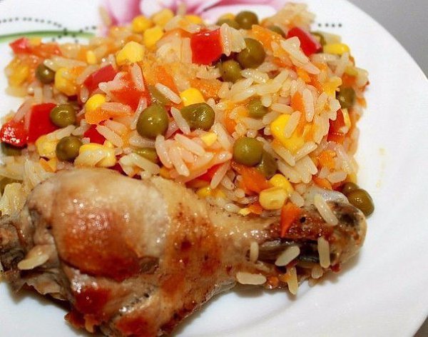 Курица с рисом и овощами по-каталонски. Обожаю готовить курицу с рисом по этому рецепту. Аромат во ...