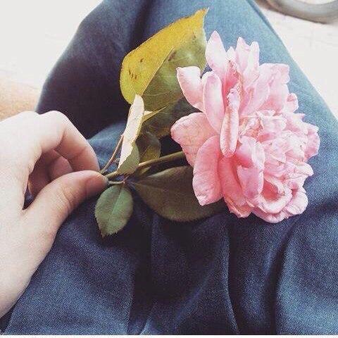 — Ты вспомни кто был с тобой, в тяжёлые времена. .И делай выводы.