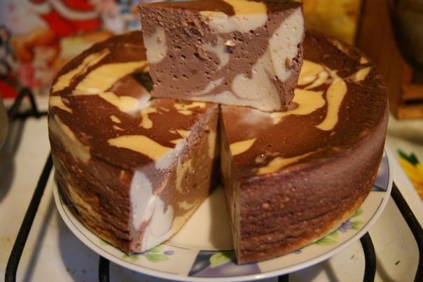 Очень красивый мраморный чизкейк