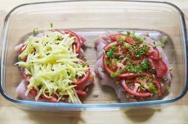 Куриная грудка под шубой.Ингредиенты:Очень вкусно и не особо сложно!Вам потребуется:Грудка куриная 2 ... - 7