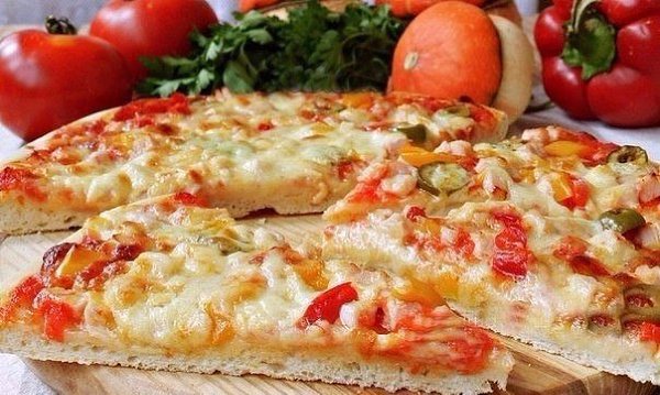 ТОП-7 РЕЦЕПТОВ ДОМАШНЕЙ ПИЦЦЫ. 1) ДОМАШНЯЯ ПИЦЦА НА ТОНКОМ ТЕСТЕ ИНГРЕДИЕНТЫ: Для теста: 1 ст. л. ... - 4