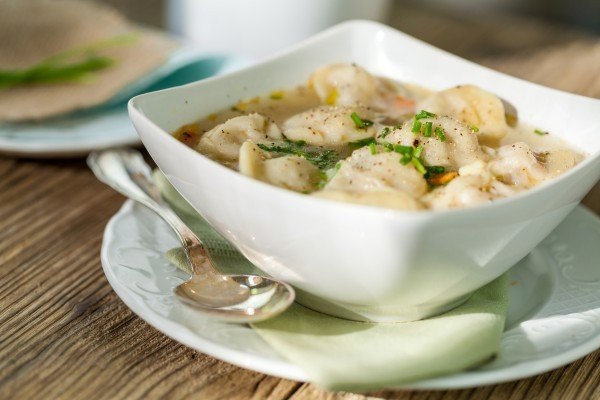 ТОП-5 вкусных рецептов супа.1. Суп с курицей и гренкамиВремя приготовления: 45 минут. Количество ... - 5