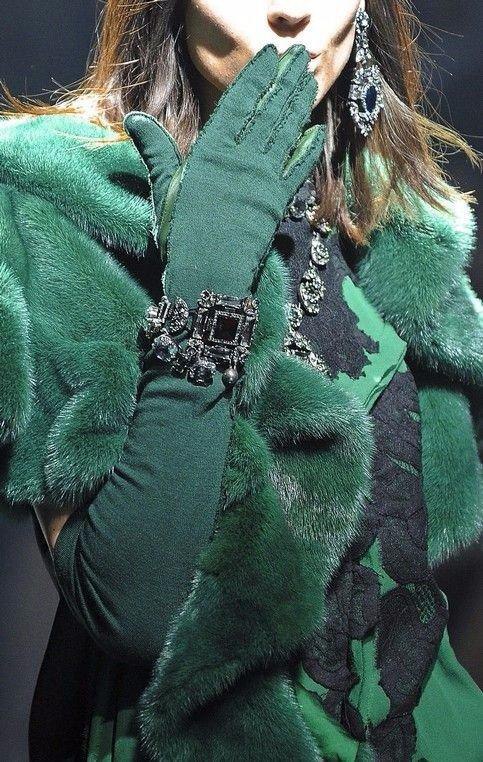 Green - 8