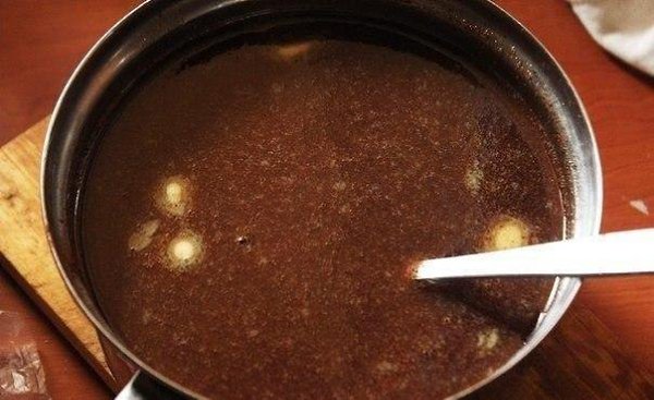 Чайная колбаска.Ингредиенты:- Печенье (любое) - 600 г- Какао - 3 ст.л.- Молоко - 150 мл- Масло ... - 5