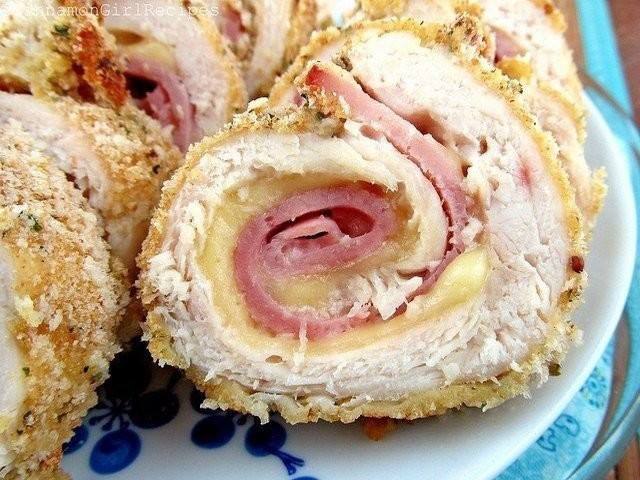 Р. Рулетики "Кордон Блю" Невероятная, вкусная закуска! Ингредиенты: Куриная грудка (филе) ...