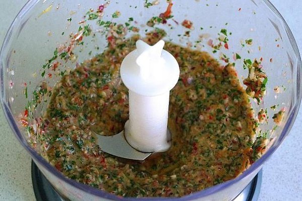 КУРИНЫЕ КРЫЛЬЯ В СОУСЕ ПИРИ-ПИРИ.Ингредиенты:куриные крылышки - 10шт (или голени, бедрышки) - весом ... - 4