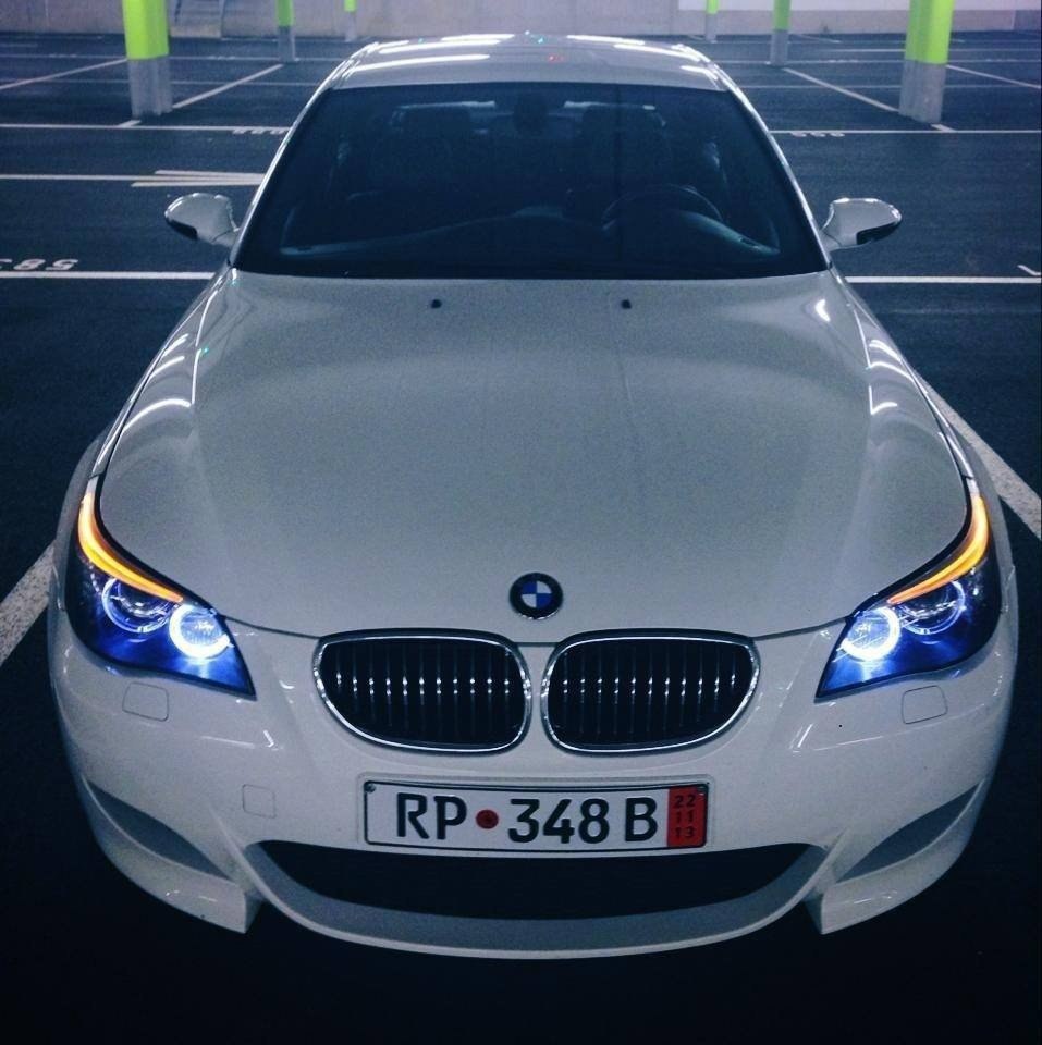  BMW M5 (E60)     