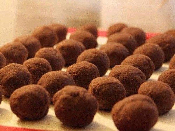 10 шоколадных десертов, которые можно приготовить за 10 минут. 1. Маффин в чашке Ингредиенты: 3 ст. ... - 4
