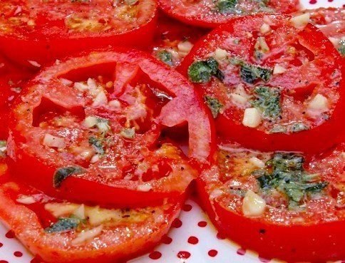 Маринованные помидоры по-итальянски за 30 минут .Европейцы овощи не закатывают в банки — не ...