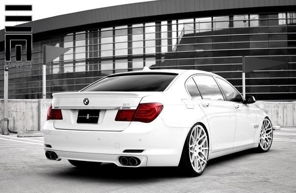 BMW 750Li - 8