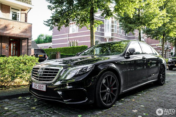 Mercedes-Benz - 17  2016  15:11