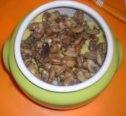 Жаркое из сердечек с грибами в горшочке или очень быстрый вкусный ужин :).Самое простое и быстрое - ... - 2