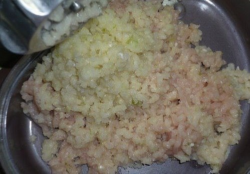 Котлеты для диеты -даже не знаю, какие они более – полезные или вкусные... Пропорции такие - ... - 3