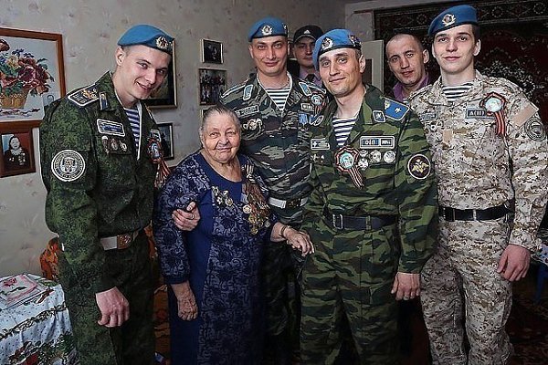 Вот она элита нации, а не золотые детки из клубов, богатеньких родителей.