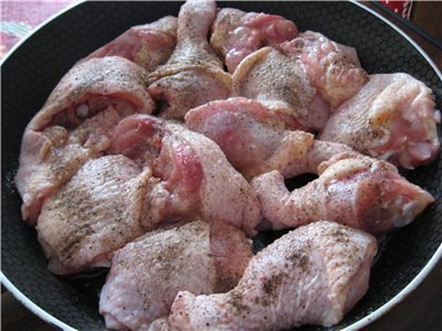 Гедлибже (курица в сметане по-кабардински).Курочку почистить, разобрать по суставам (не рубить), ... - 2