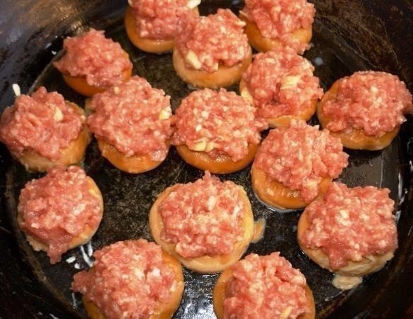 Фаршированные сушки. Такие сушки являются довольно оригинальной закуской. Их можно сделать к любому ... - 7