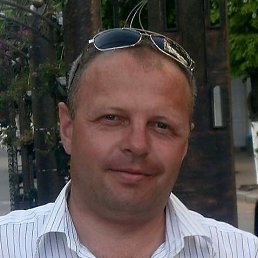 Александр, 49, Вишневое
