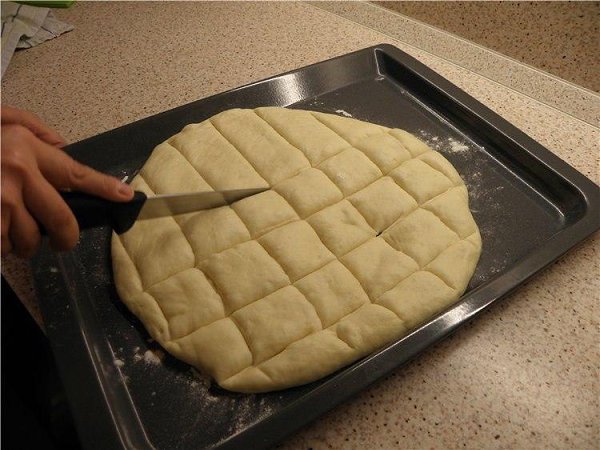 Погача (словенская кухня).Вообще, погача- это вид низкого хлеба . Очень популярна на Балканах и как ... - 4