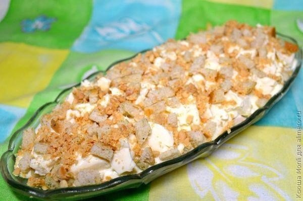 Салат с грибами и сыром