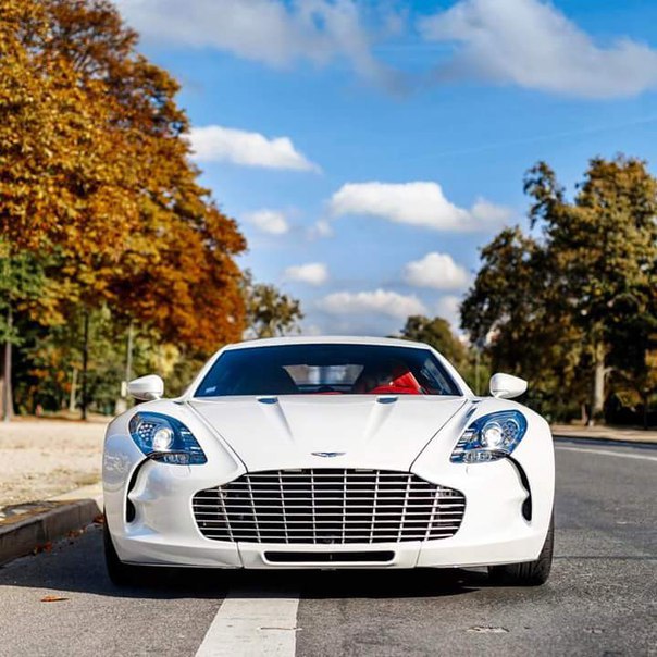 Aston Martin One-77