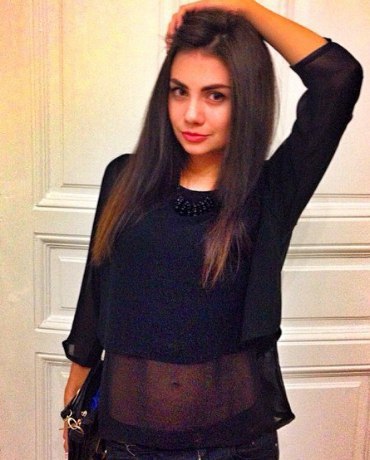 Nea*)).