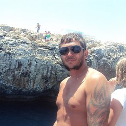 �������, ����������, 44 ����