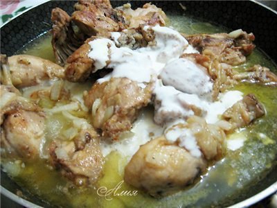 Гедлибже (курица в сметане по-кабардински).Курочку почистить, разобрать по суставам (не рубить), ... - 7