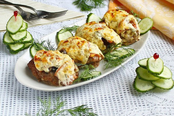 Котлеты по-французски.Очень вкусные, сочные и сытные котлеты можно приготовить на обед или даже ...