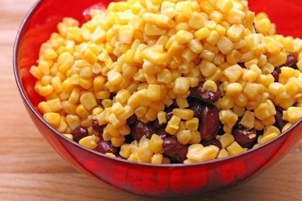 ОЧЕНЬ ВКУСНЫЙ САЛАТ .Ингредиенты:- Китайский салат (китайская капуста) 100 г- Помидоры красные 200 ... - 4