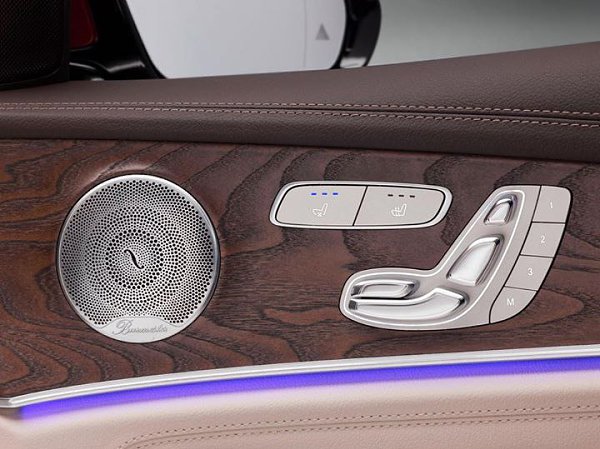 Новинок много не бывает, особенно, если речь идет о новинках от Mercedes-Benz. Всего через неделю на ... - 5