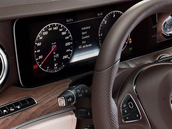 Новинок много не бывает, особенно, если речь идет о новинках от Mercedes-Benz. Всего через неделю на ... - 4