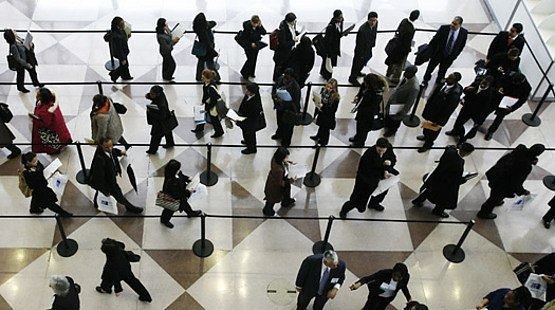 Бессмысленная занятость .Многие умудряются работать больше 40 часов в неделю, растить ребенка, быть ...