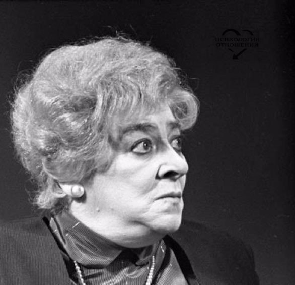Я решила, что вообще ничего не буду ждать. Ничего и никого. Мне и так хорошо. Без всех. Просто жить. ...