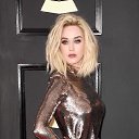 ���� ��������, �������, 27 ��� - ��������� 14 ������� 2017 � ������ �Grammy Awards 2017�