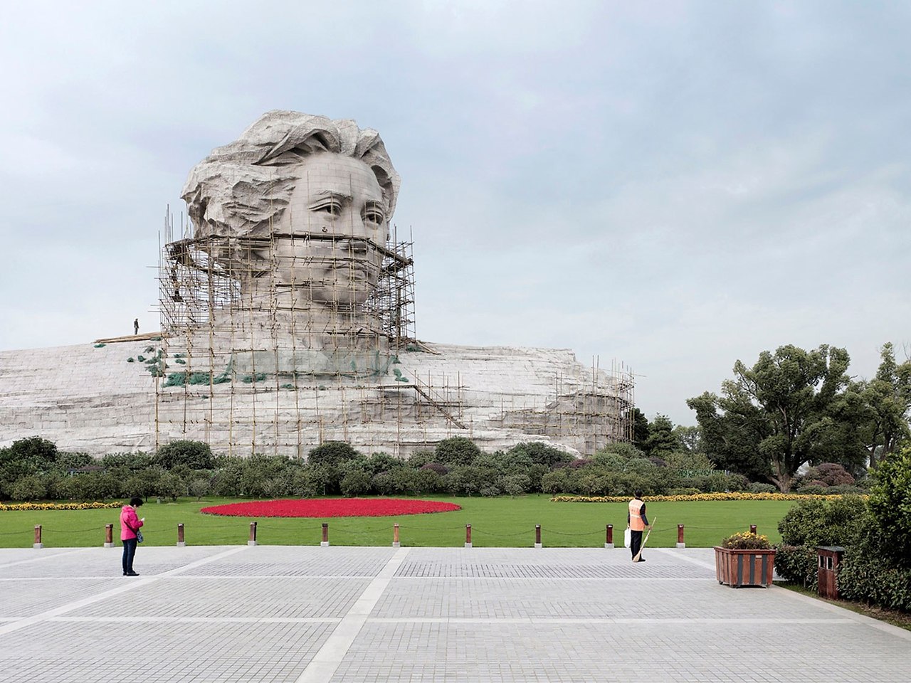 Largest monument. Огромные памятники. Огромные статуи. Гигантские памятники. Самая большая статуя.