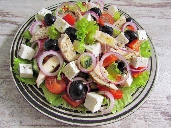 6 ДИЕТИЧЕСКИХ РЕЦЕПТОВ САЛАТОВ ИЗ КУРИЦЫ! Они разнообразны, полезны и очень вкусны! Сохрани себе! 1. ... - 6