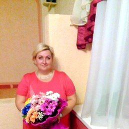 Lyudmila, 51, 