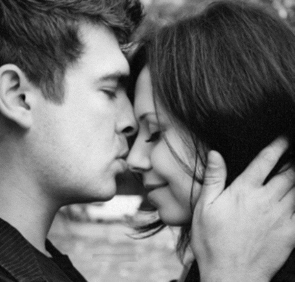 Самое важное в отношениях – чувствовать не страсть и желание, а заботу и уверенность. Уверенность в ...