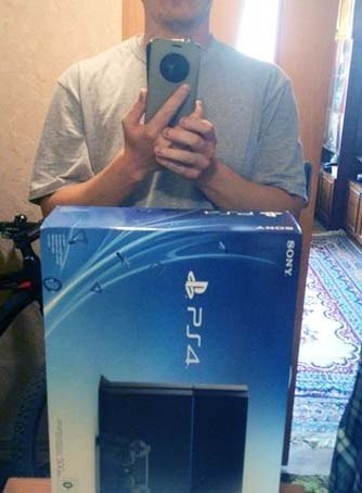 Заказал PS4 по акции, со всеми бонусами вышло 1659 руб. Посылка должна была придти за неделю, но ...